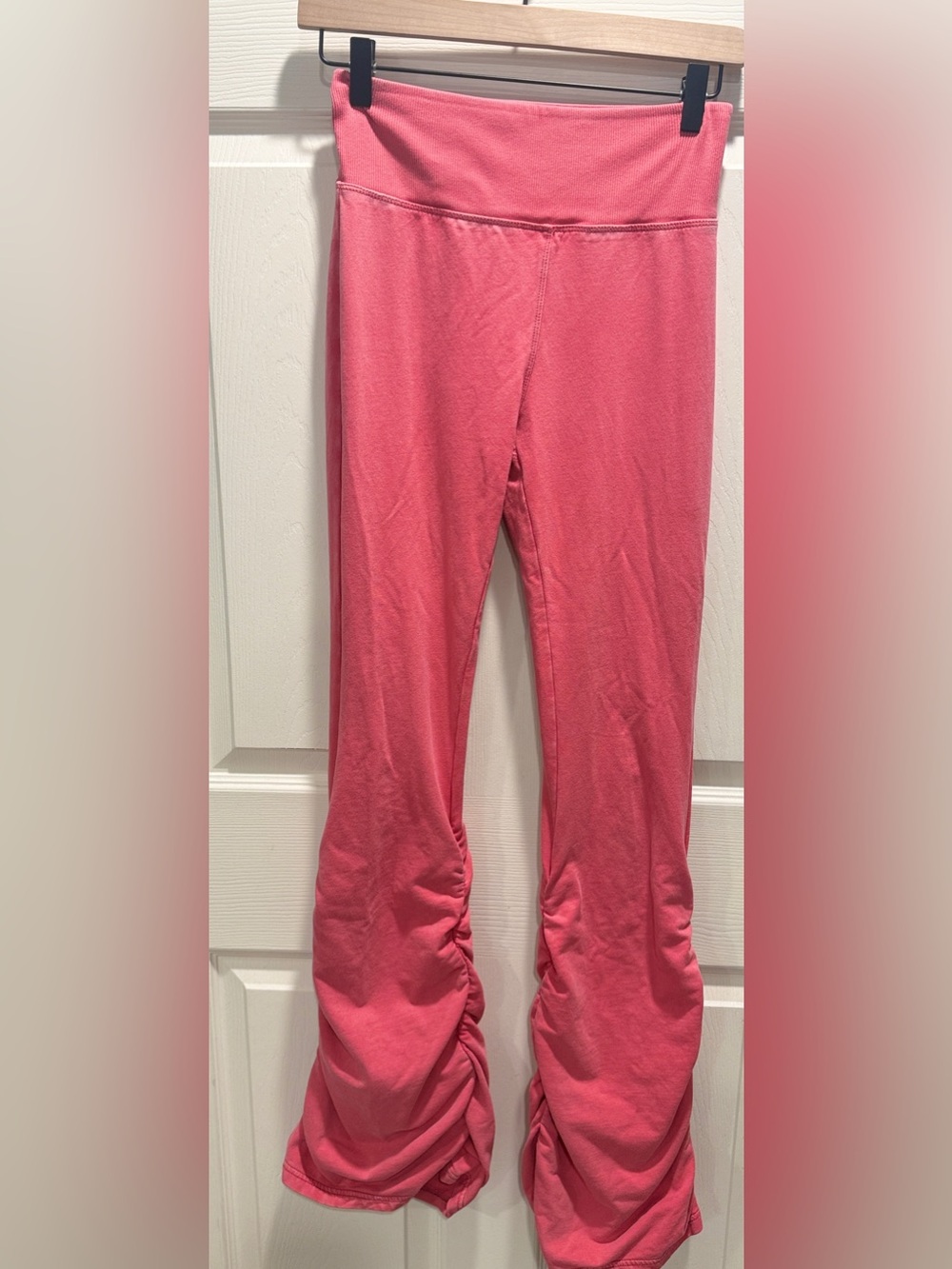 Out From Under Ruched Flare Leggings Pink Size Medium Urban Outfitters Y2K - Picture 2 of 10